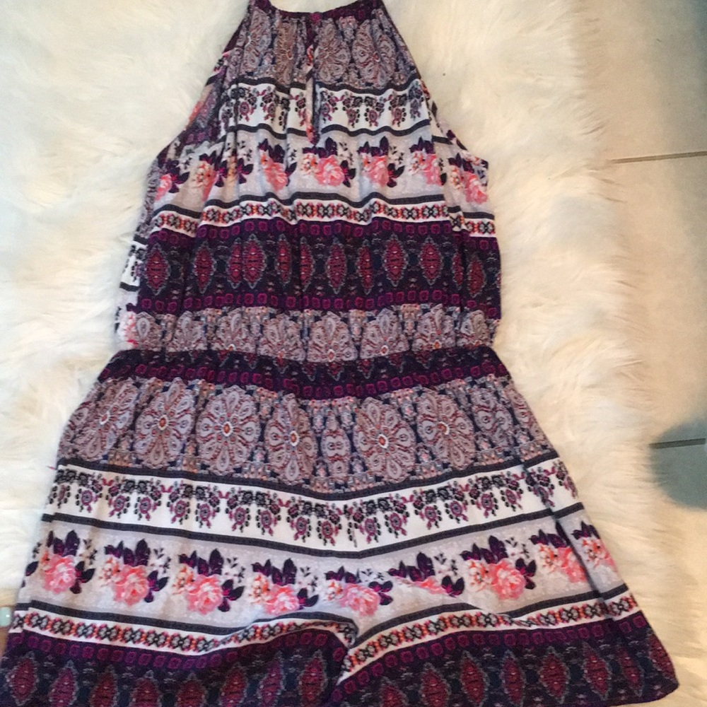 Romper - Picture 4 of 4